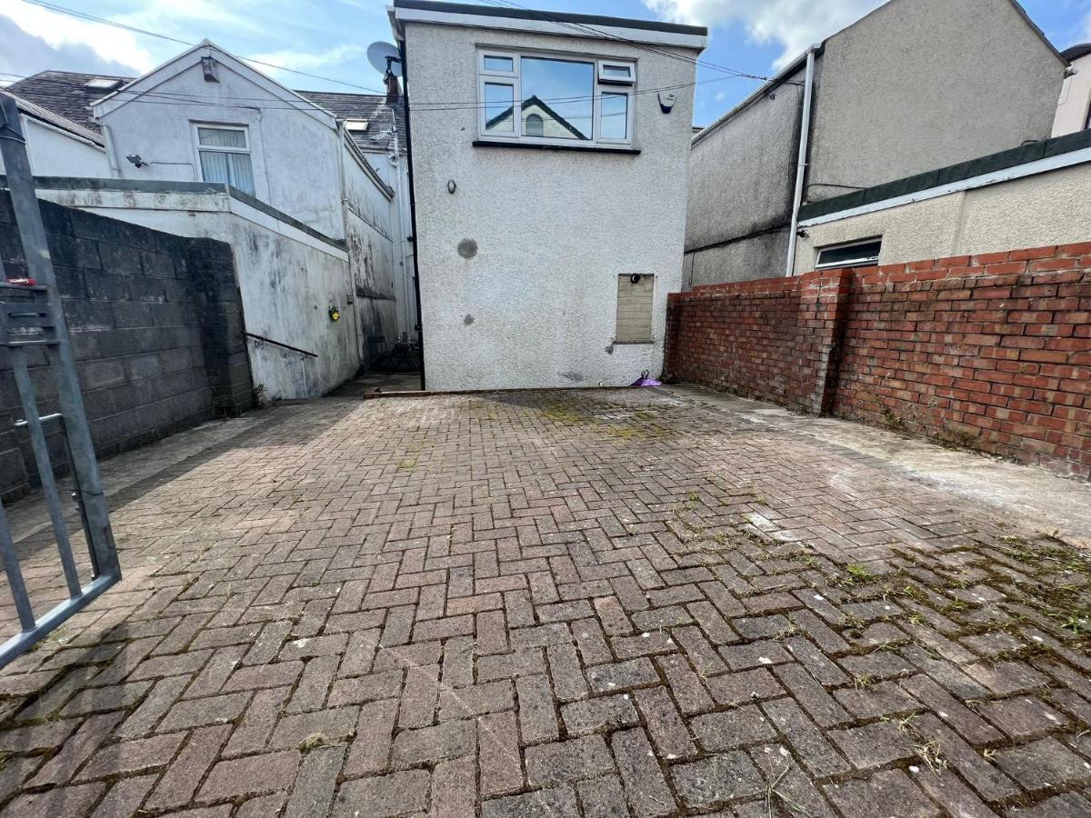 Dream Weaver Apartment Swansea Exterior photo